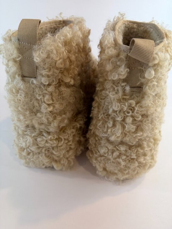Sugar Thrillz Dolls Kill Sherpa Best Park Ankle Booties Size 8 Faux Fur Teddy - Picture 7 of 12